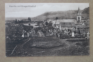 Ansichtskarte AK Vieville 1914-1918 Kriegerfriedhof deutsche Soldaten Häuser Kirche Dorf Ortsansicht Frankreich France 88 Vosges